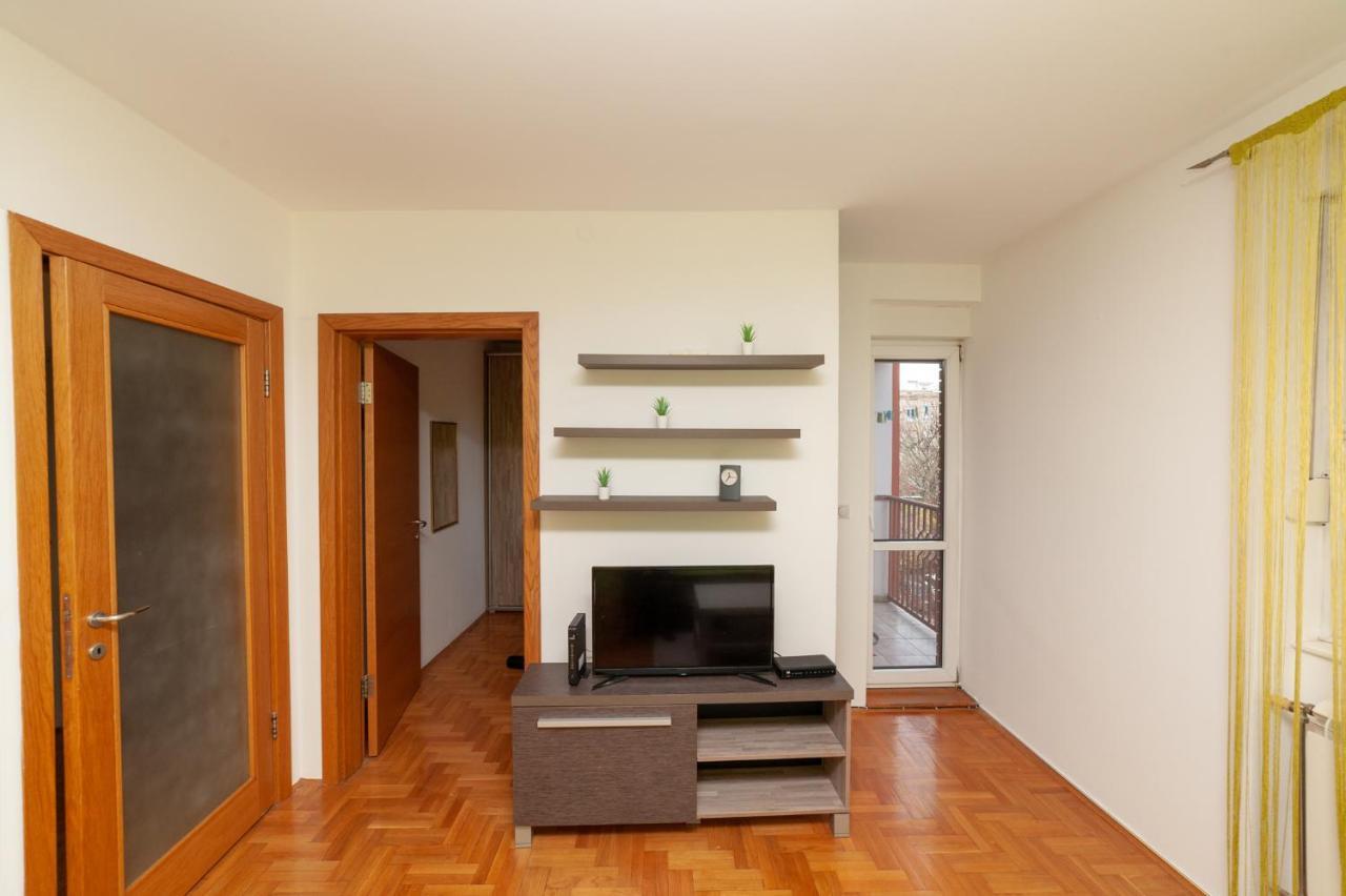 Mm3 Appartement Novi Sad Buitenkant foto