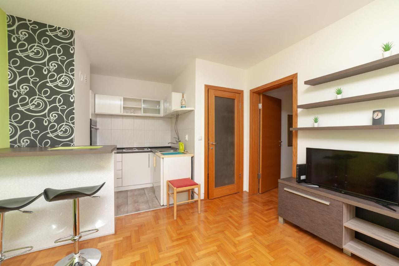 Mm3 Appartement Novi Sad Buitenkant foto